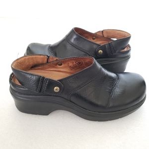 Ariat Santa Cruz Mules Black ATS Leather 7.5